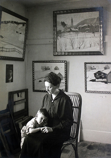 Artur Beul mit Mamma in Papas Maler Atelier